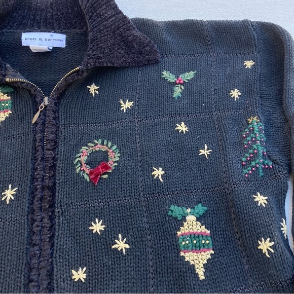 CROFT & BARROW | Christmas Sweater Zip Knit Jacket with Wreath - Picture 3 of 15